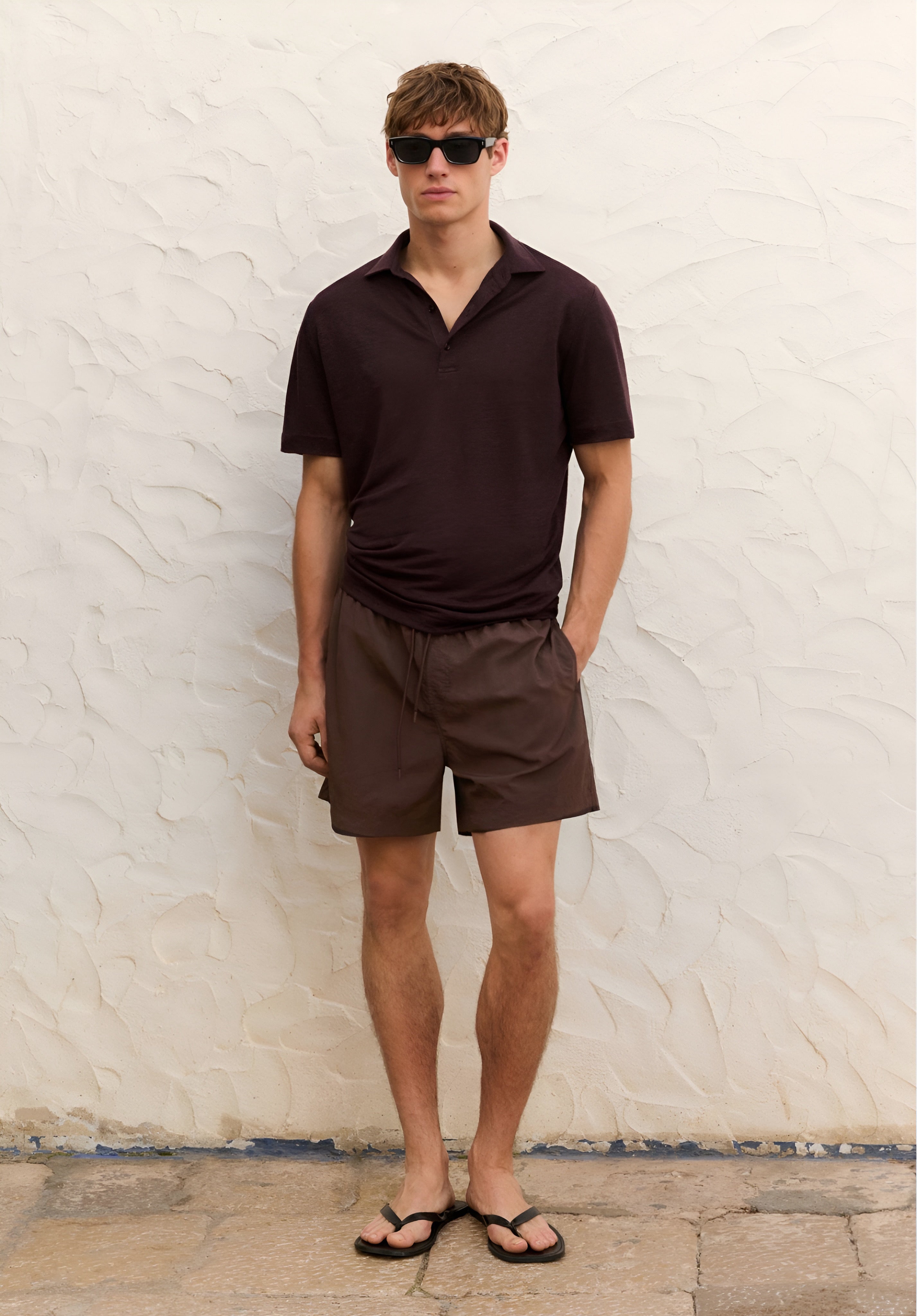 MASSIMO DUTTI PLAIN - SWIM SHORTS - BORDEAUX