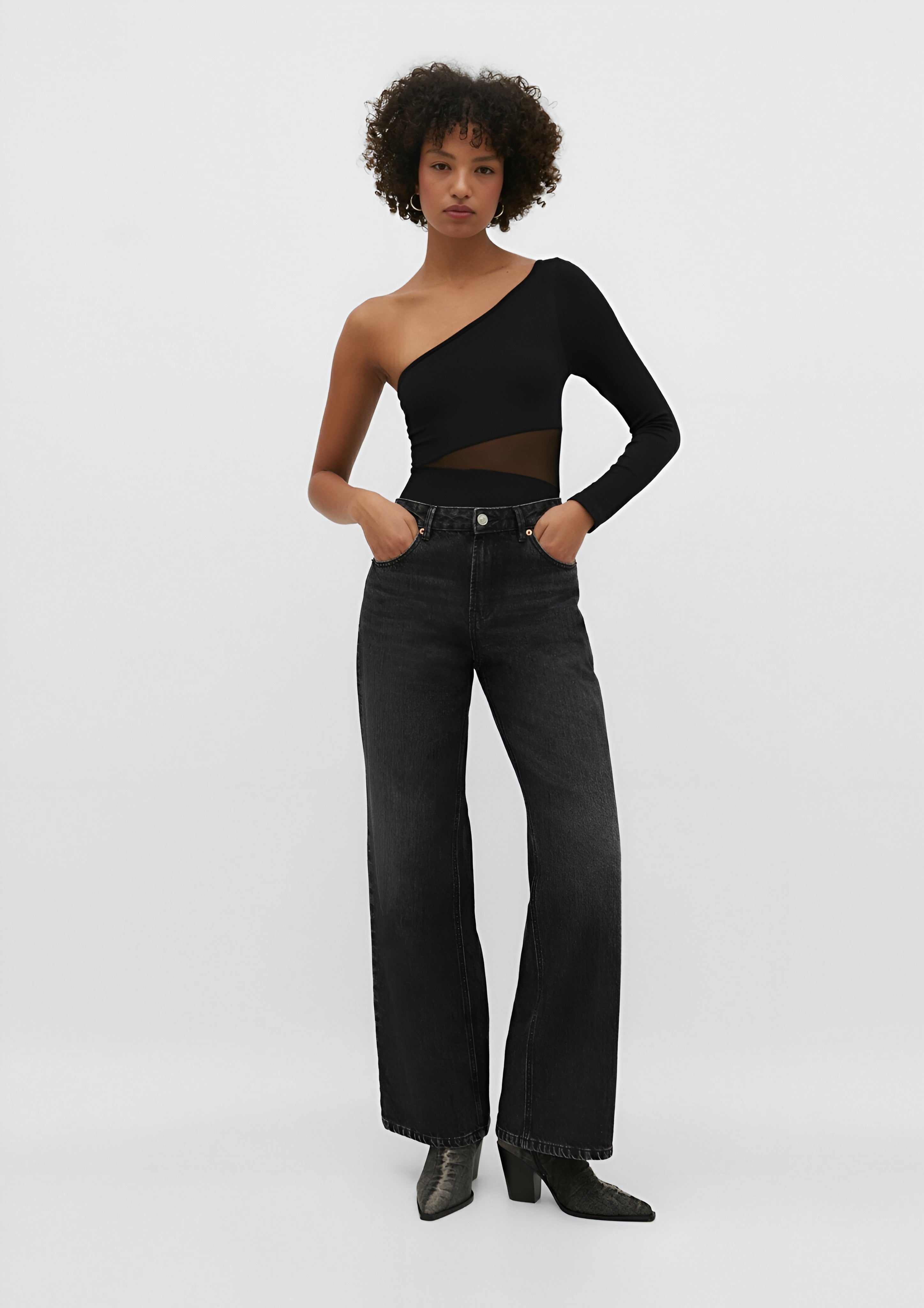 Stradivarius ASYMMETRIC WITH SHEER DETAILS - Long Sleeve Top - Black