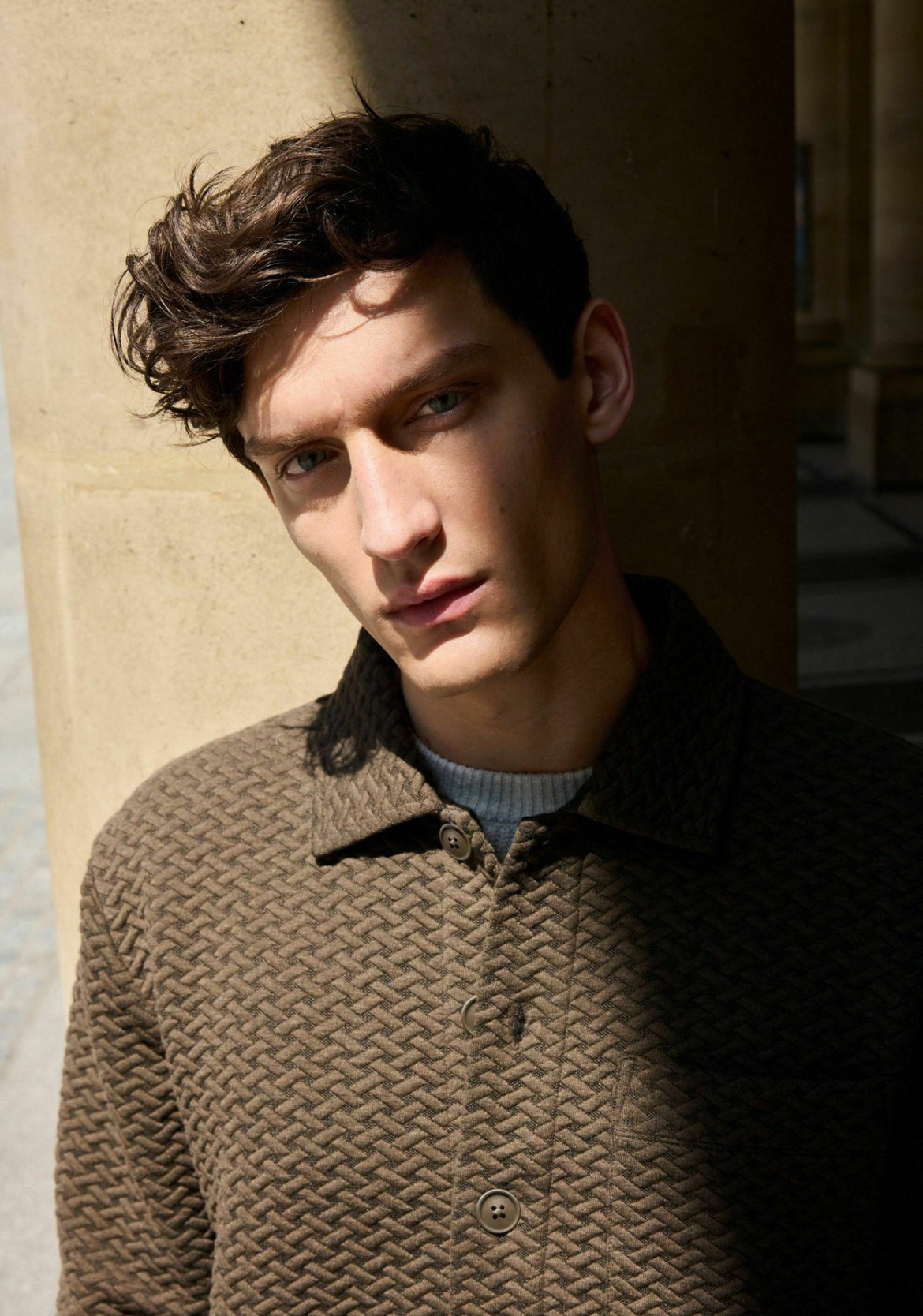 𝐓𝐄𝐗𝐓𝐔𝐑𝐄 𝐒𝐇𝐀𝐂𝐊𝐄𝐓 - 𝐑𝐄𝐆𝐔𝐋𝐀𝐑 𝐅𝐈𝐓 - LIGHTWEIGHT JACKET