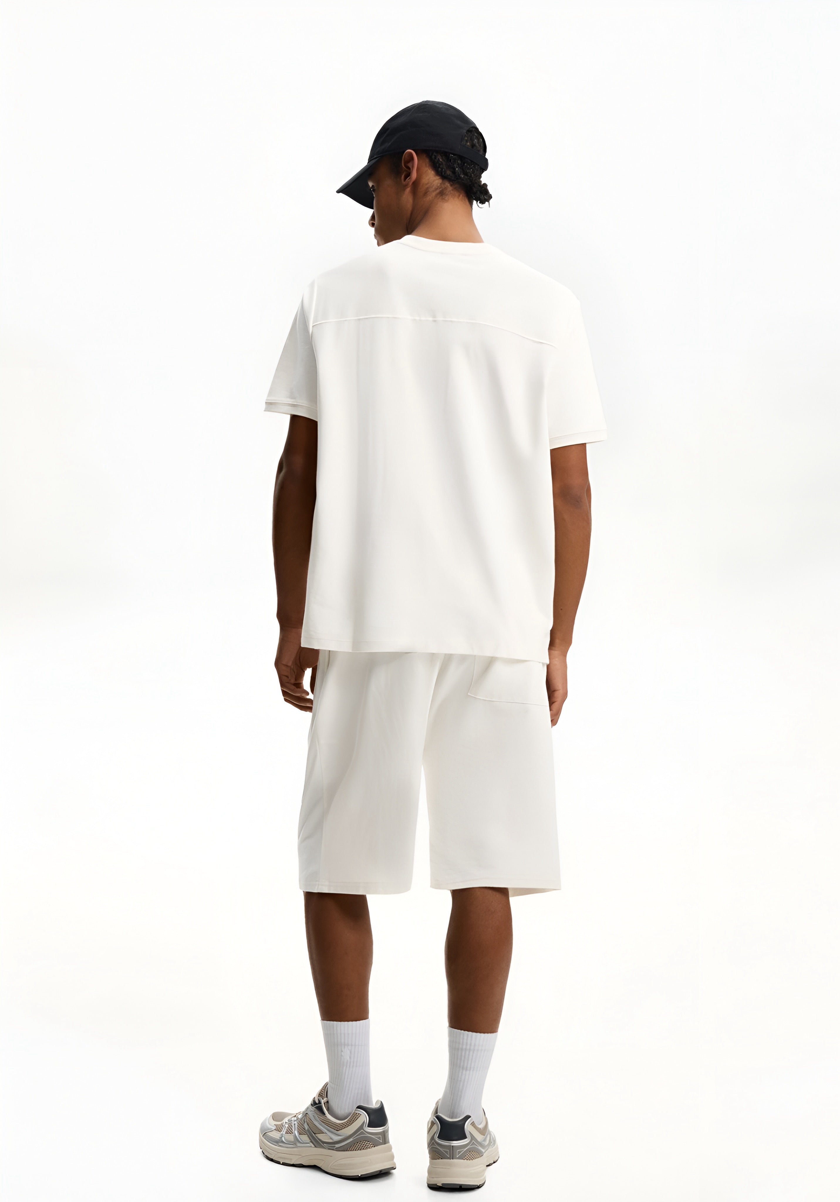 BERSHKA TEXTURED - BERMUDA - SHORTS - WHITE