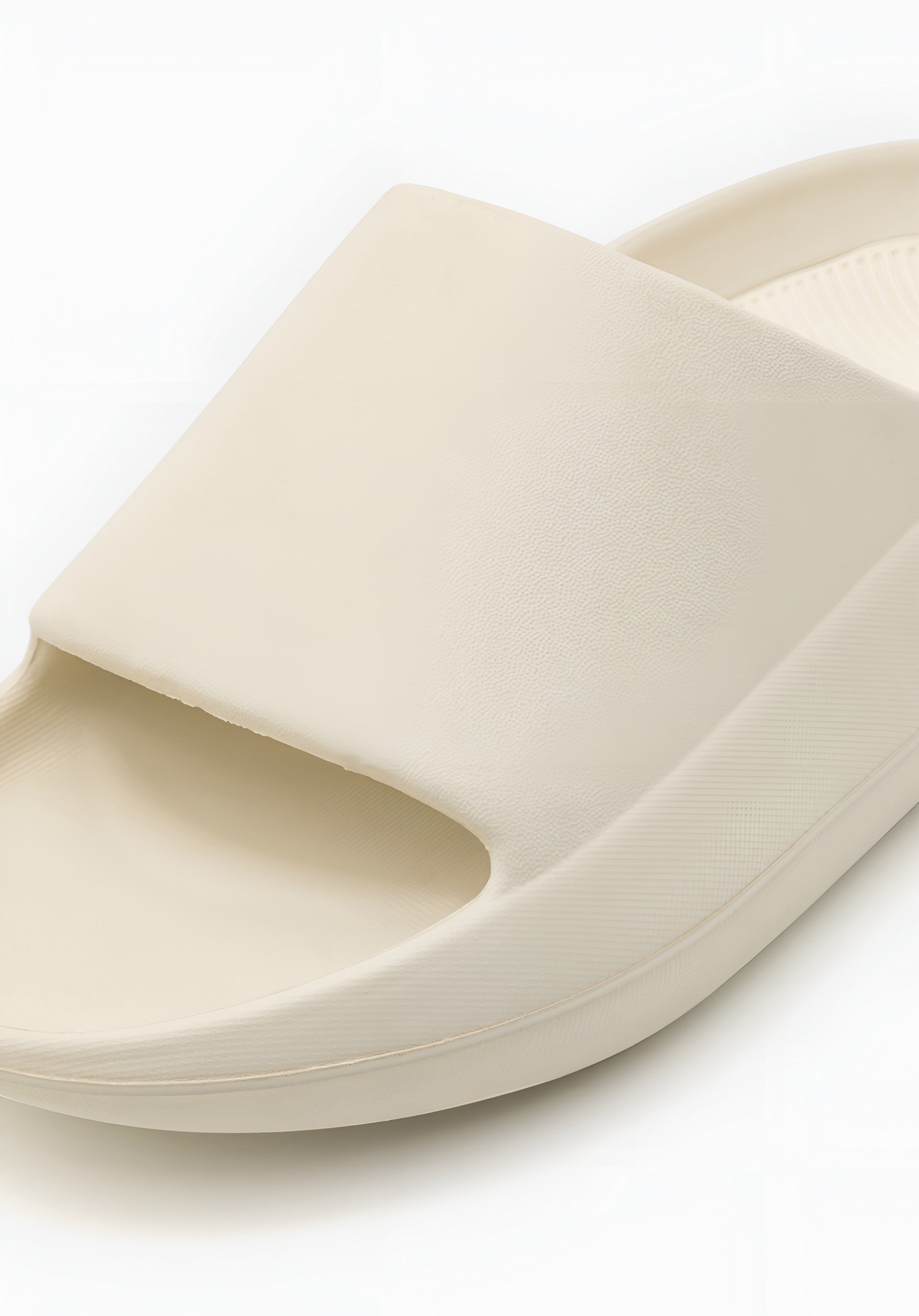 YOURTURN SLIDES – OFF WHITE